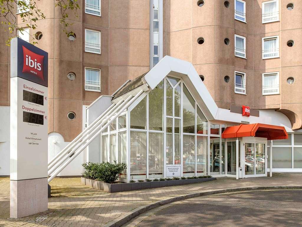 Hotel Ibis Heidelberg Hauptbahnhof Exterior foto