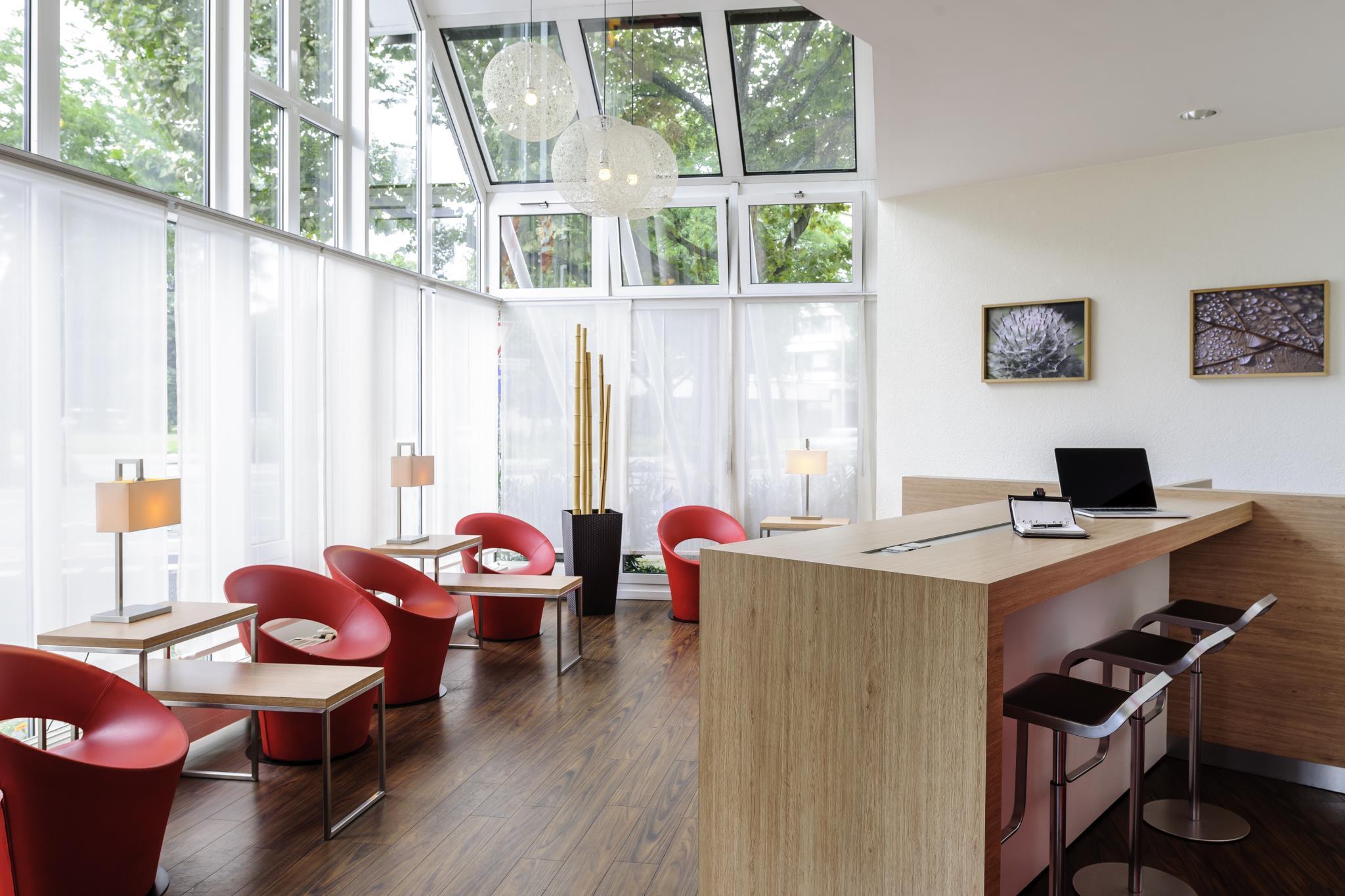 Hotel Ibis Heidelberg Hauptbahnhof Exterior foto